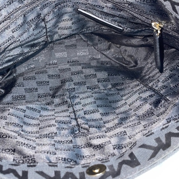 Michael Kors Jet Set Front Pocket Chain Canvas Tote EXCELLENT CONDITION - Picture 10 of 11